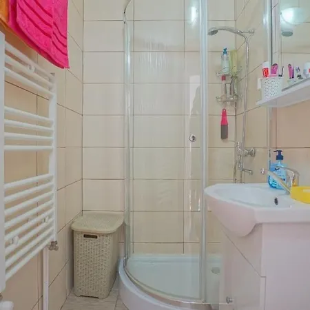 Apartment Quiet Cozy - Shared - Train & Airport *