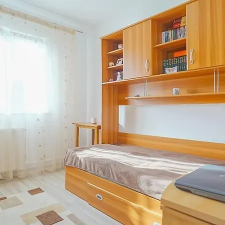 Quiet Cozy - Shared - Train & Airport Appartement *
